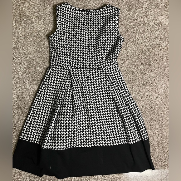 Calvin Klein black and white houndstooth dress - Picture 4 of 5